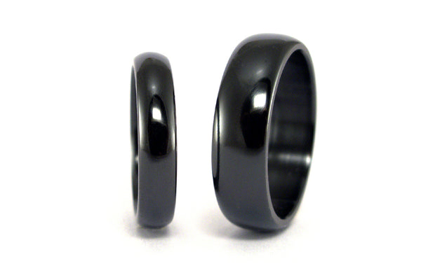 Black zirconium wedding ring set. Zirconium matching rounded wedding bands. (01110_4N7N)