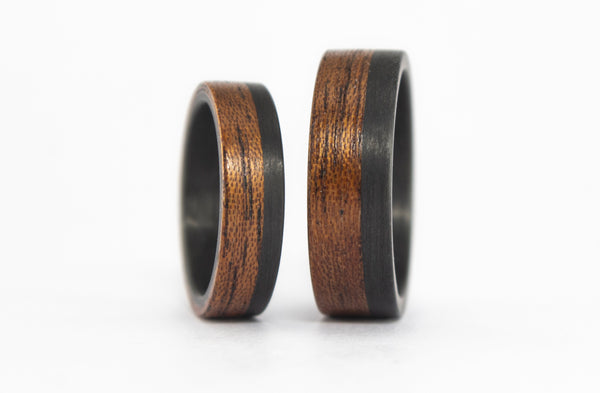 Matte carbon fiber and bentwood wedding ring set. Black flat cedar wood matching bands. Wooden engagement rings (00405_5N7N)