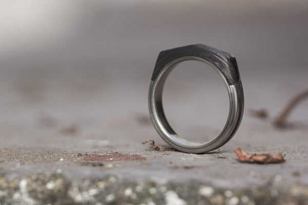 Titanium and carbon fiber ring (00320_4N)