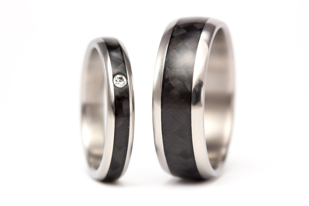 Titanium and carbon fiber wedding bands with Swarovski (00331_4S1_7N)