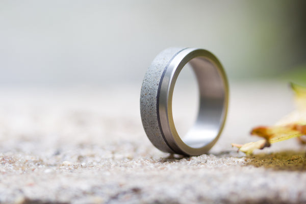 Titanium, concrete and carbon fiber ring (00801_7N)