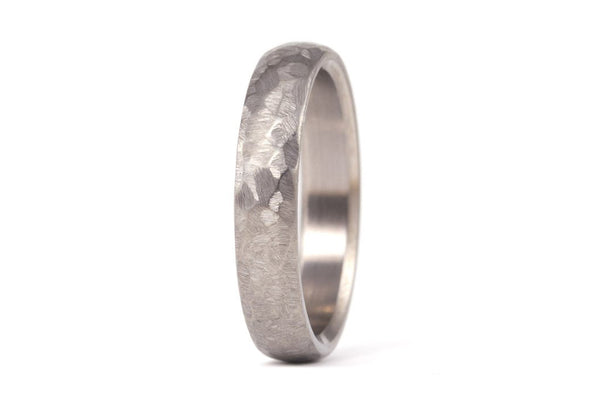 Hammered titanium ring (00021_4N)