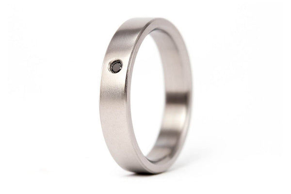 Matte titanium ring with Swarovski (00002_4S13)