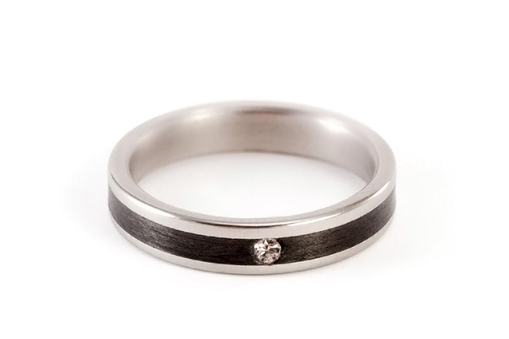 Titanium and carbon fiber ring with Swarovski (00317_4S1)