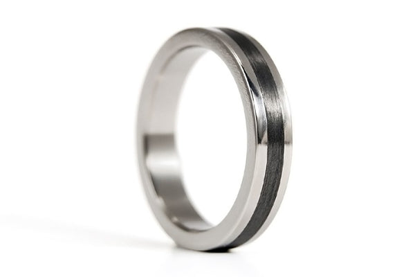 Polished titanium and carbon fiber ring (00347_4N)