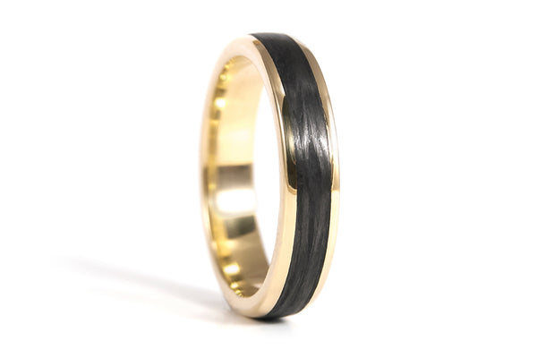 18ct yellow gold and carbon fiber wedding bands (04710_4N6N)