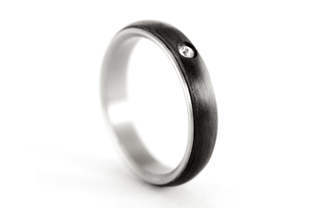 Titanium and carbon fiber ring with Swarovski (00305_4S1)