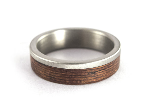 Titanium and bentwood ring (00508_5N)