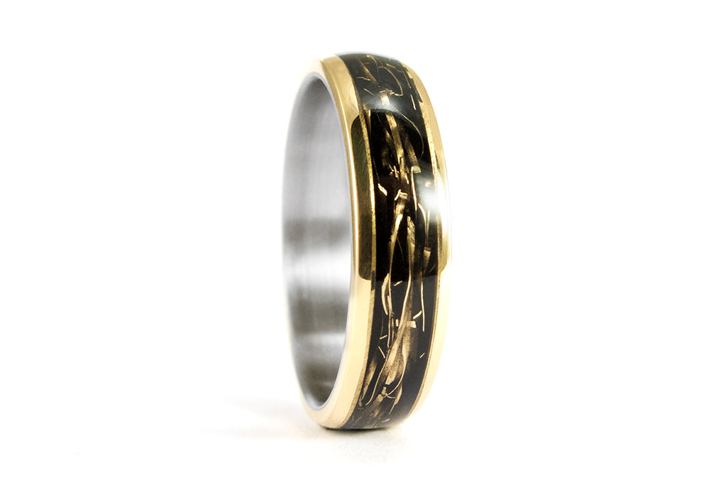 18ct gold and titanium ring (04706_5N)