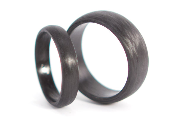 Carbon fiber wedding bands (00100_4N7N)